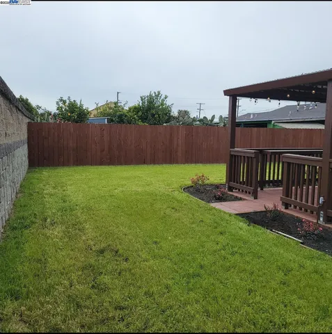 $3,750 | 824 Humboldt Street, Richmond, CA 94805