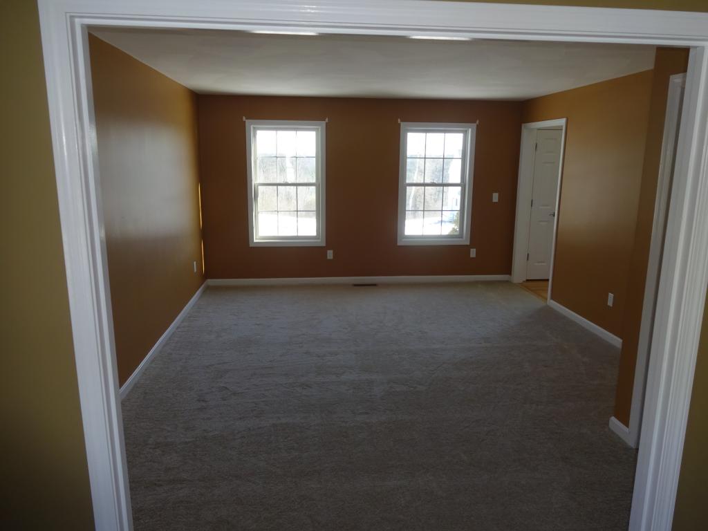 47 Longview Circle Pelham, NH 03076 - Photo 10 of 28