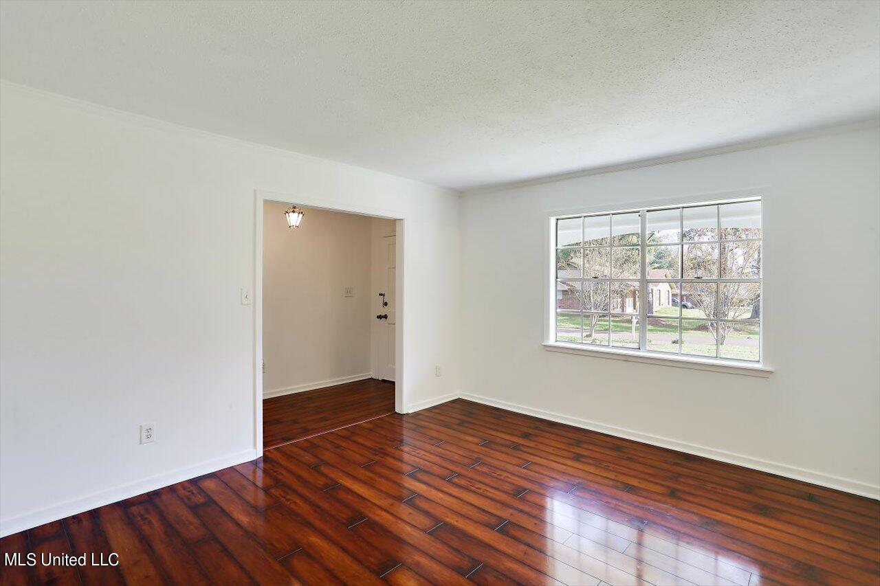 304 Hampton Street Clinton, MS 39056 - Photo 23 of 35 23-304 Hampton St