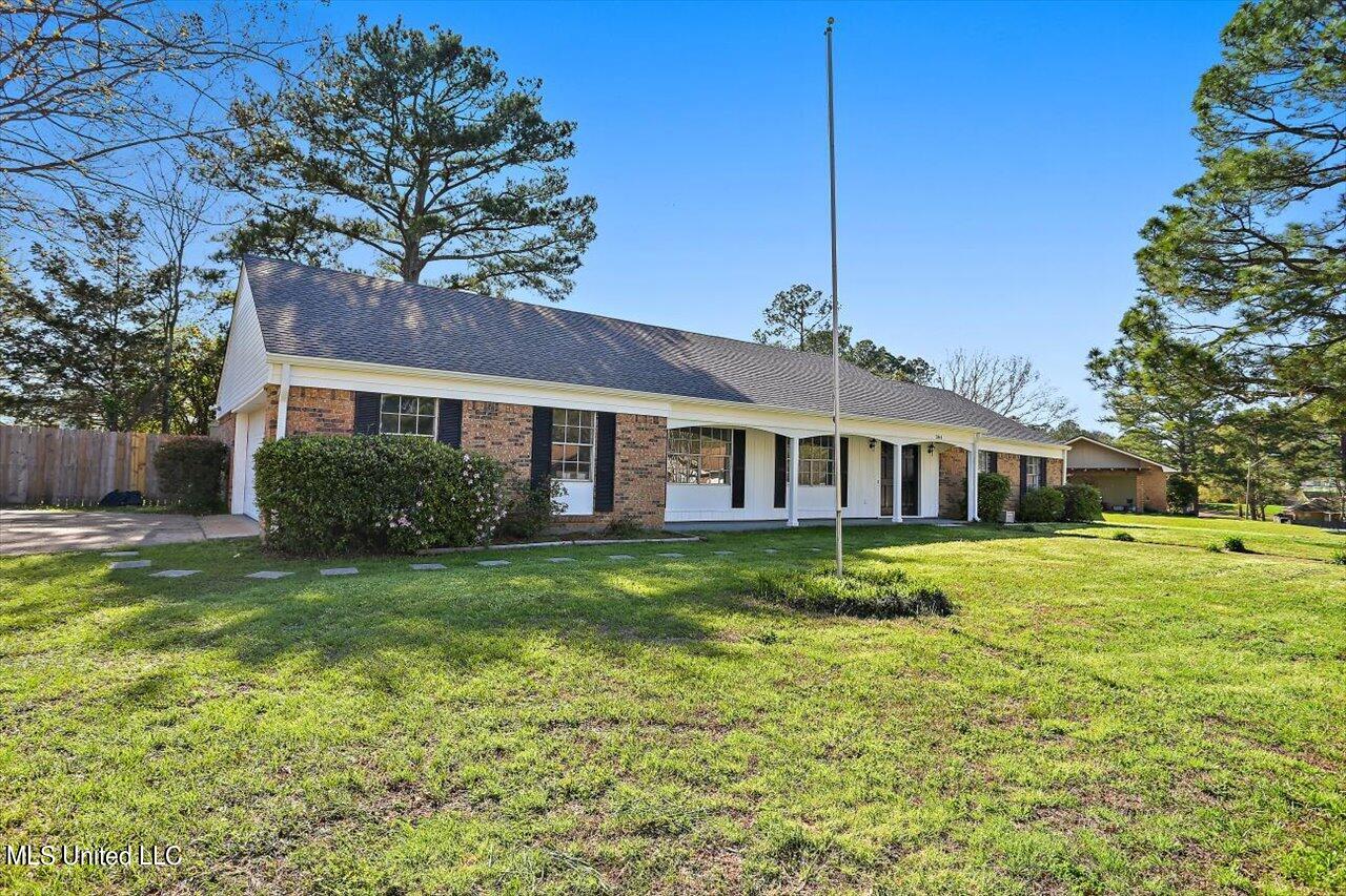 304 Hampton Street Clinton, MS 39056 - Photo 3 of 35 03-304 Hampton St