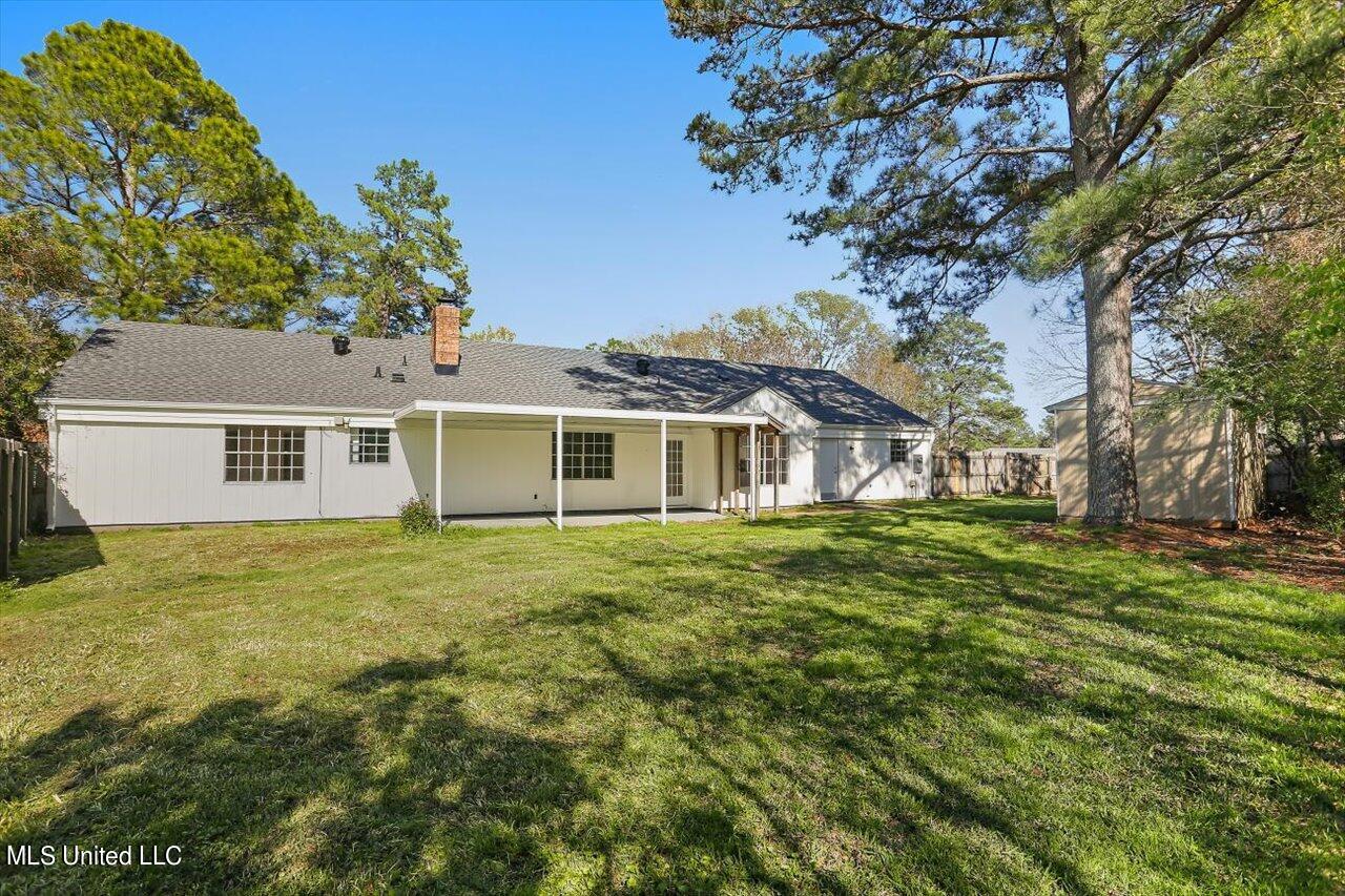 304 Hampton Street Clinton, MS 39056 - Photo 32 of 35 32-304 Hampton St