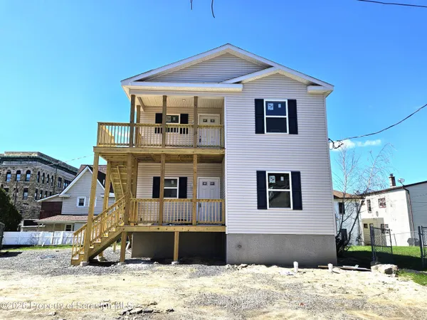 $1,500 | 609 East Gibson Street, Unit 2, Scranton, PA 18510