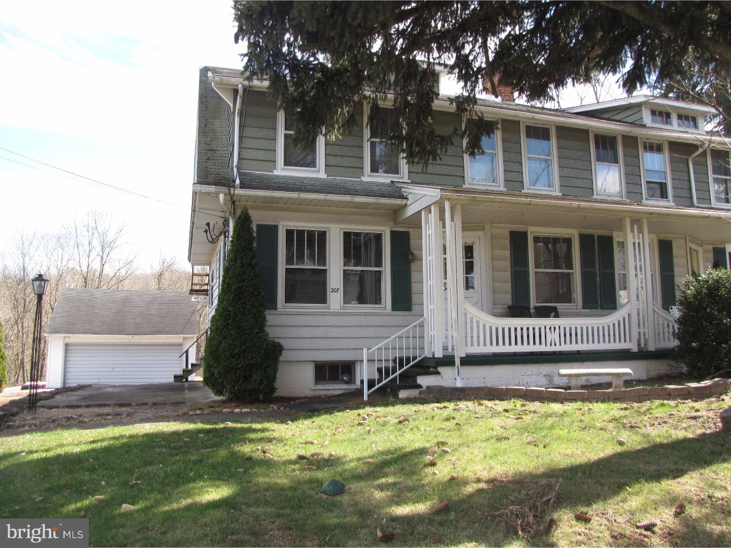 207 Spring Mt Road Schwenksville, PA 19473 - Photo 1 of 24 Gallery Image 1