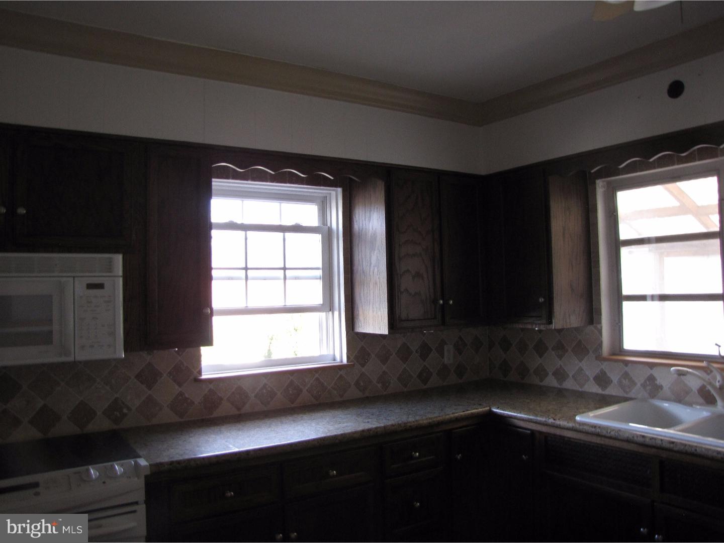 207 Spring Mt Road Schwenksville, PA 19473 - Photo 10 of 24 Gallery Image 10