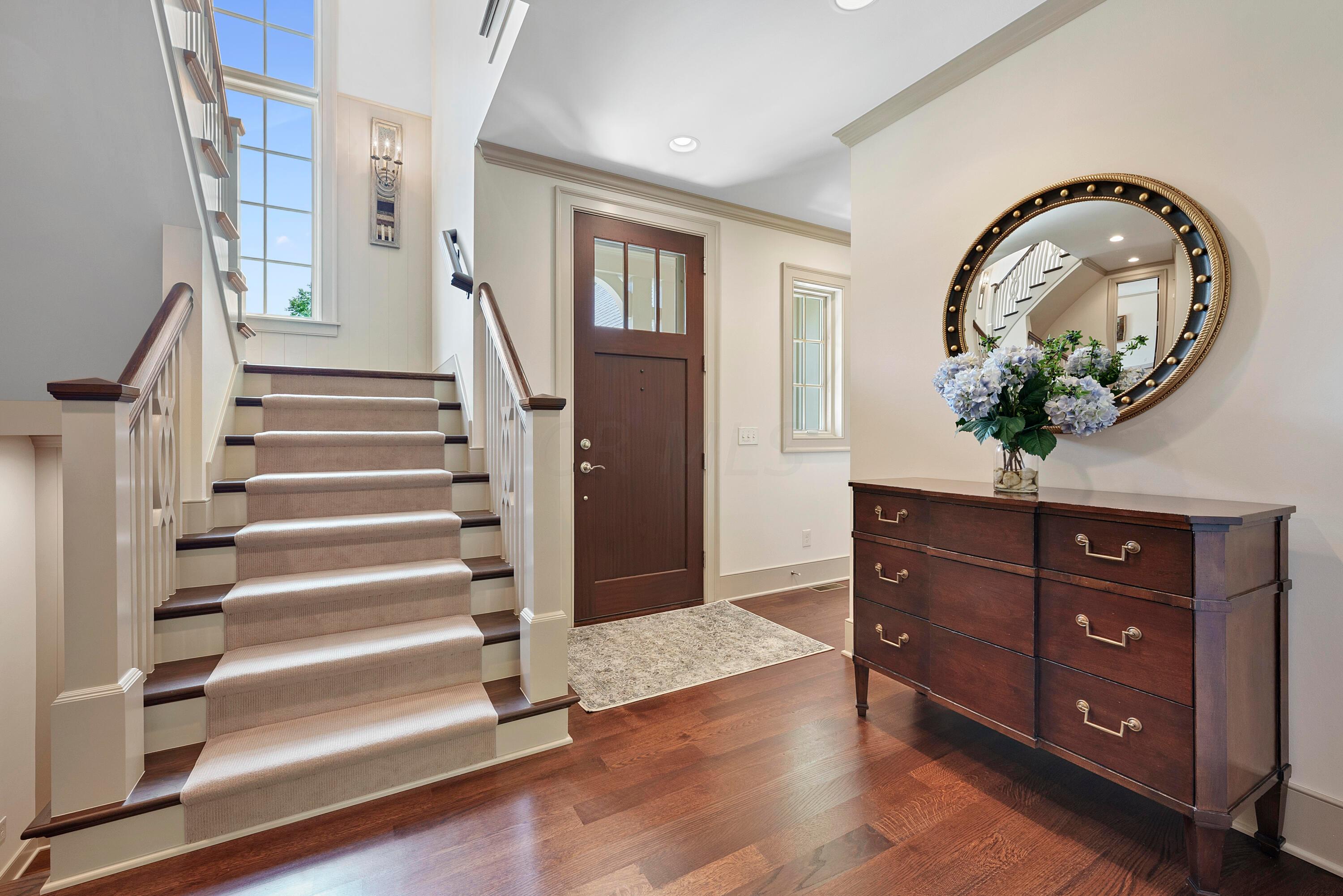 2730 Edington Road Columbus, OH 43221 - Photo 7 of 70 Welcoming Foyer