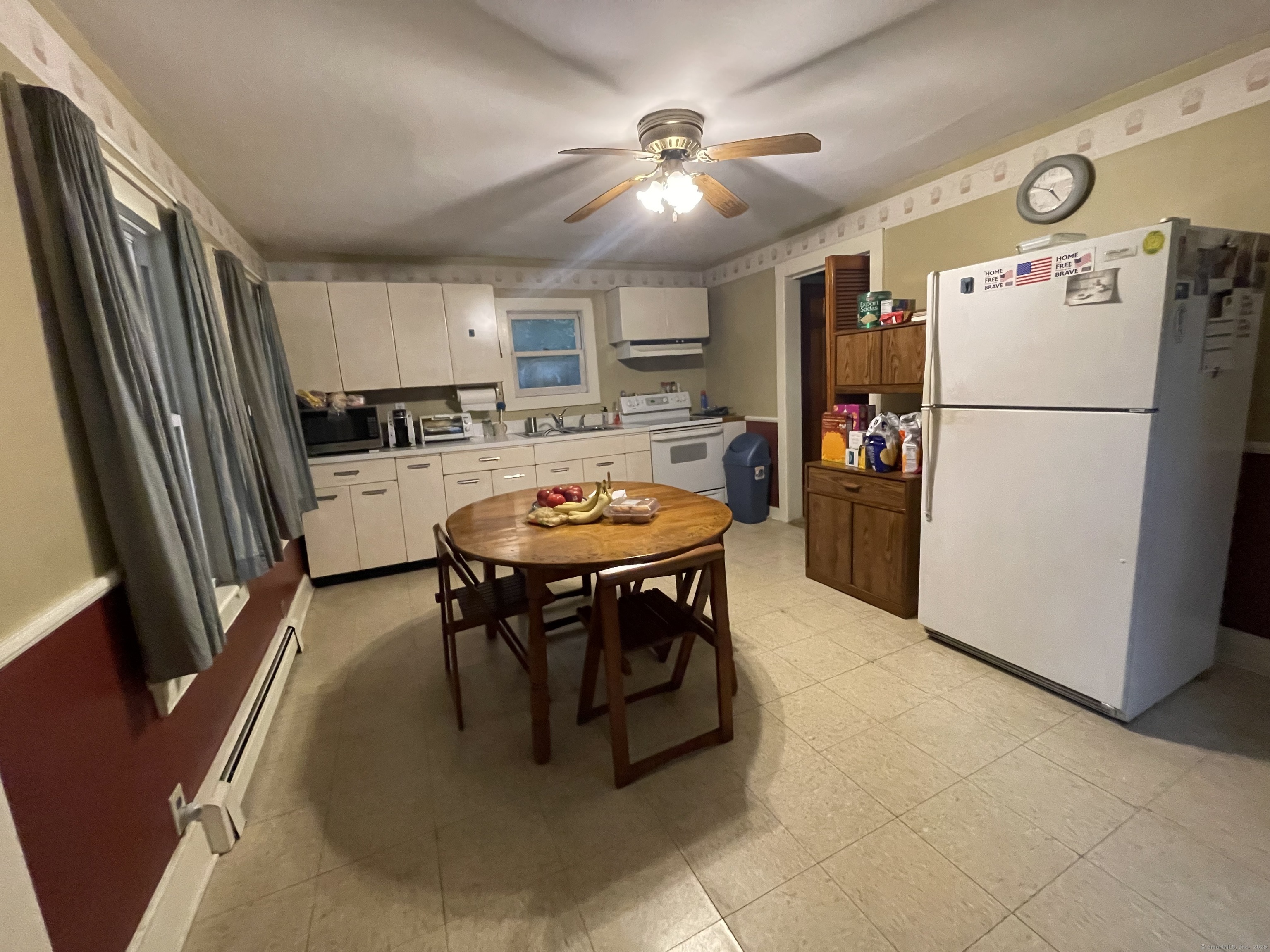 66 Portland Avenue Redding, CT 06896 - Photo 11 of 24 Spacious main level Kitchen