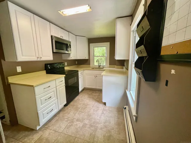 $549,000 | 66 Portland Avenue, Redding, CT 06896