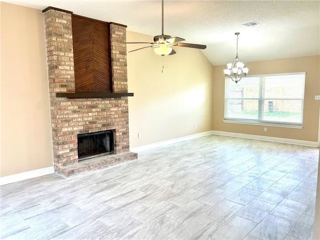 $220,000 | 701 La Salle Drive, Laplace, LA 70068