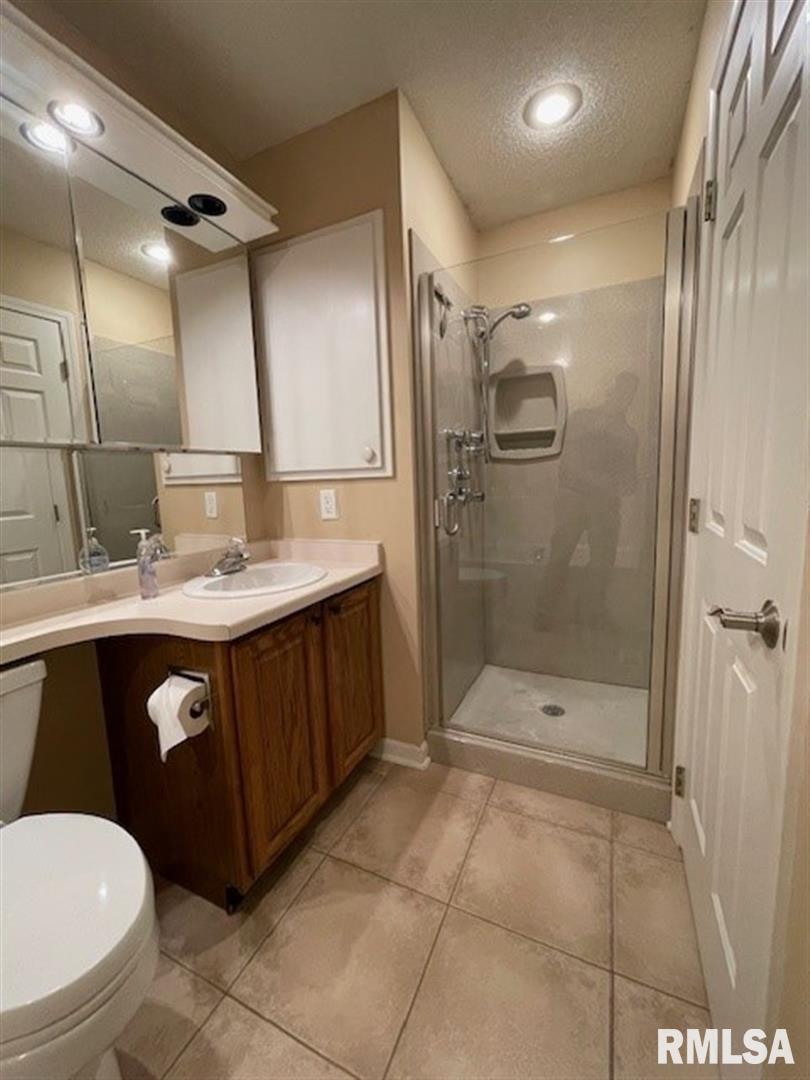 19 Indian Trail Road Macomb, IL 61455 - Photo 9 of 33 Gallery Image 9