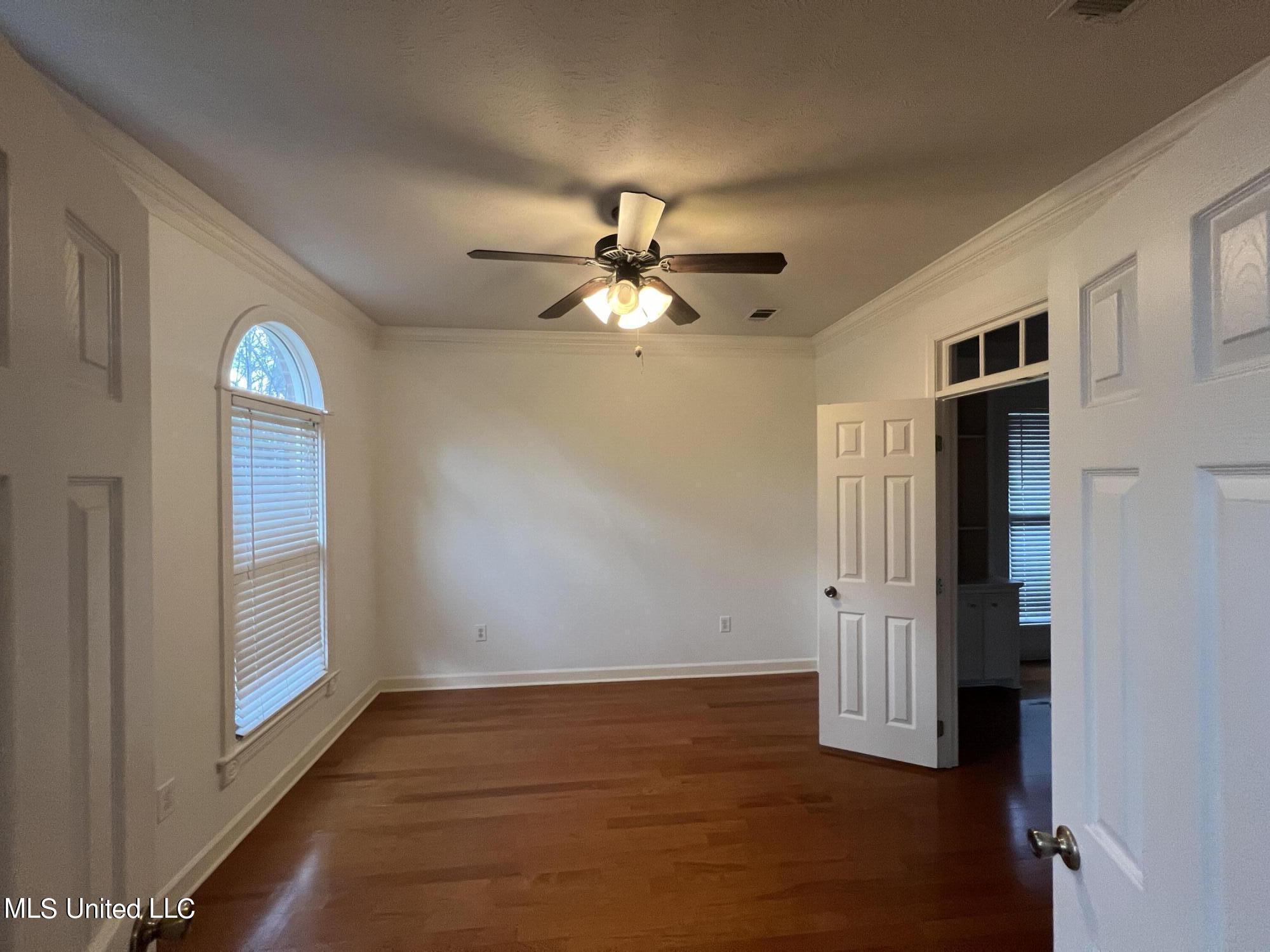 306 Feather Glen Ridgeland, MS 39157 - Photo 4 of 23 IMG_1088