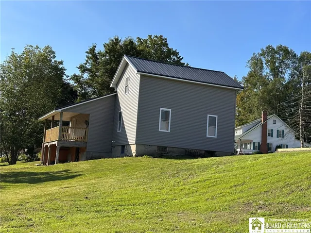 $179,900 | 5622 Highway 83, Ellington, NY 14726