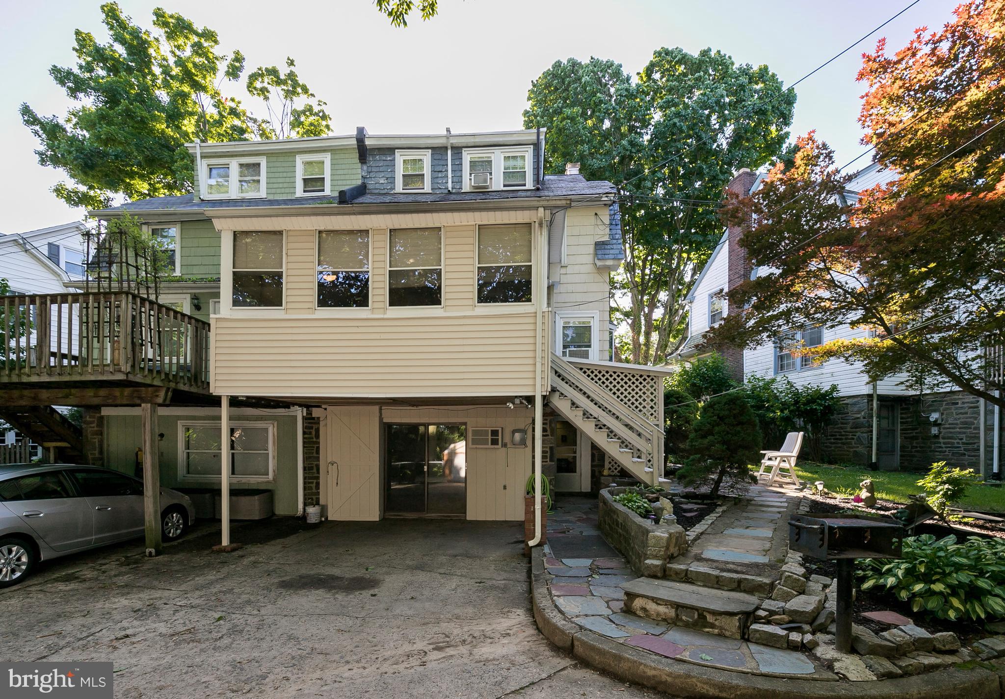 131 Walsh Road Lansdowne, PA 19050 - Photo 31 of 39 2 Car Parking