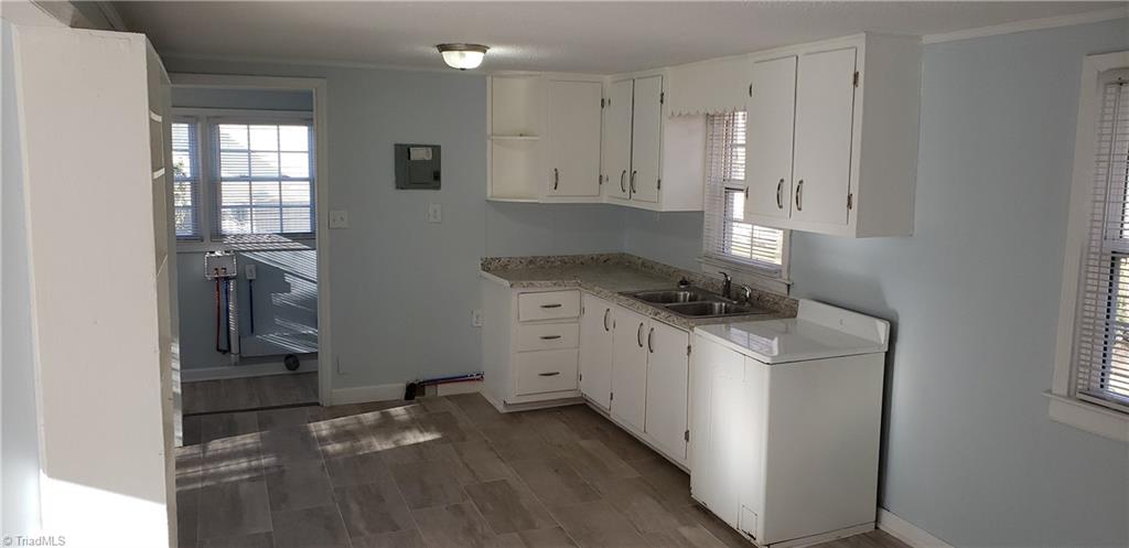 1711 Alexandria Road Greensboro, NC 27405 - Photo 5 of 9