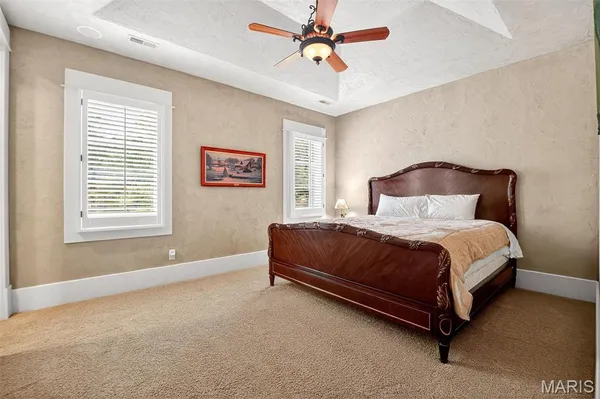 $4,185,000 | 1042 Wings Road, St. Albans, MO 63073