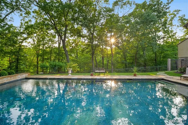 $4,185,000 | 1042 Wings Road, St. Albans, MO 63073