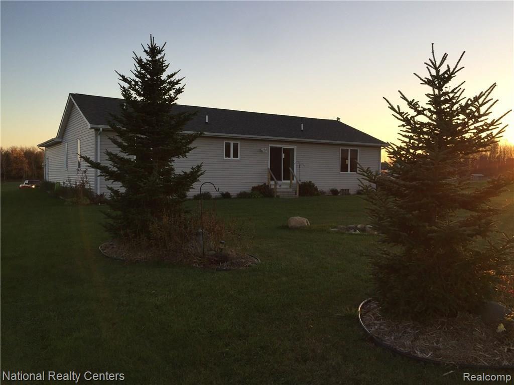 6893 Lothrop Road Imlay City, MI 48444 - Photo 26 of 98 2016-11-07 16.58