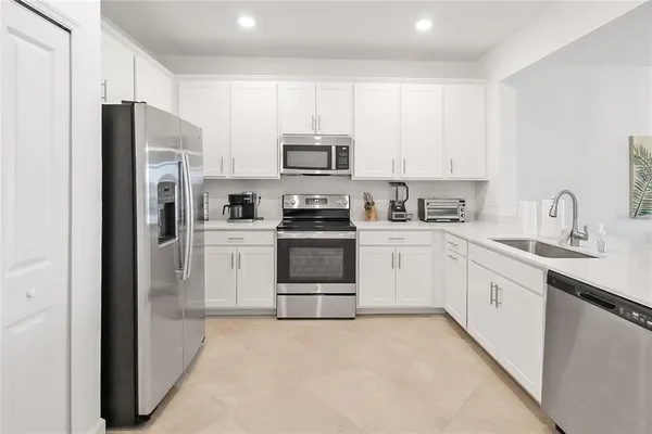 $4,200 | 8829 St Kitts Circle, Englewood, FL 34224