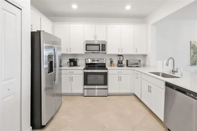 $4,200 | 8829 St Kitts Circle, Englewood, FL 34224