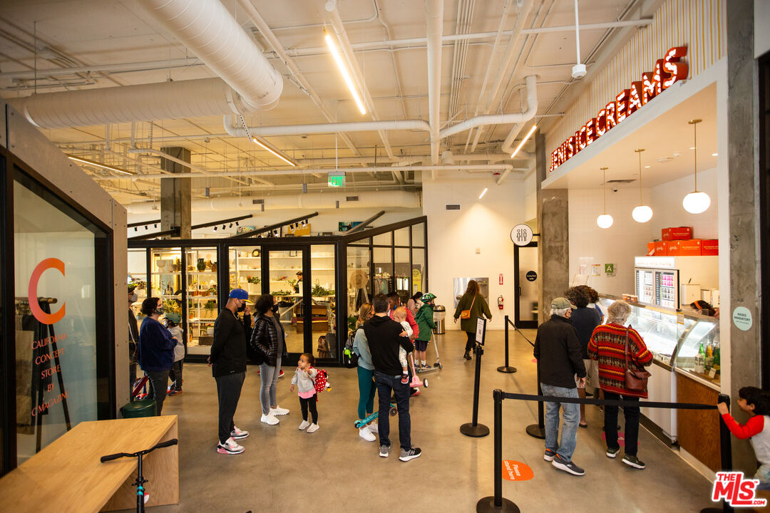 13045 Pacific Promenade, Unit 330 Los Angeles, CA 90094 - Photo 32 of 43 a view of a room with gym equipment