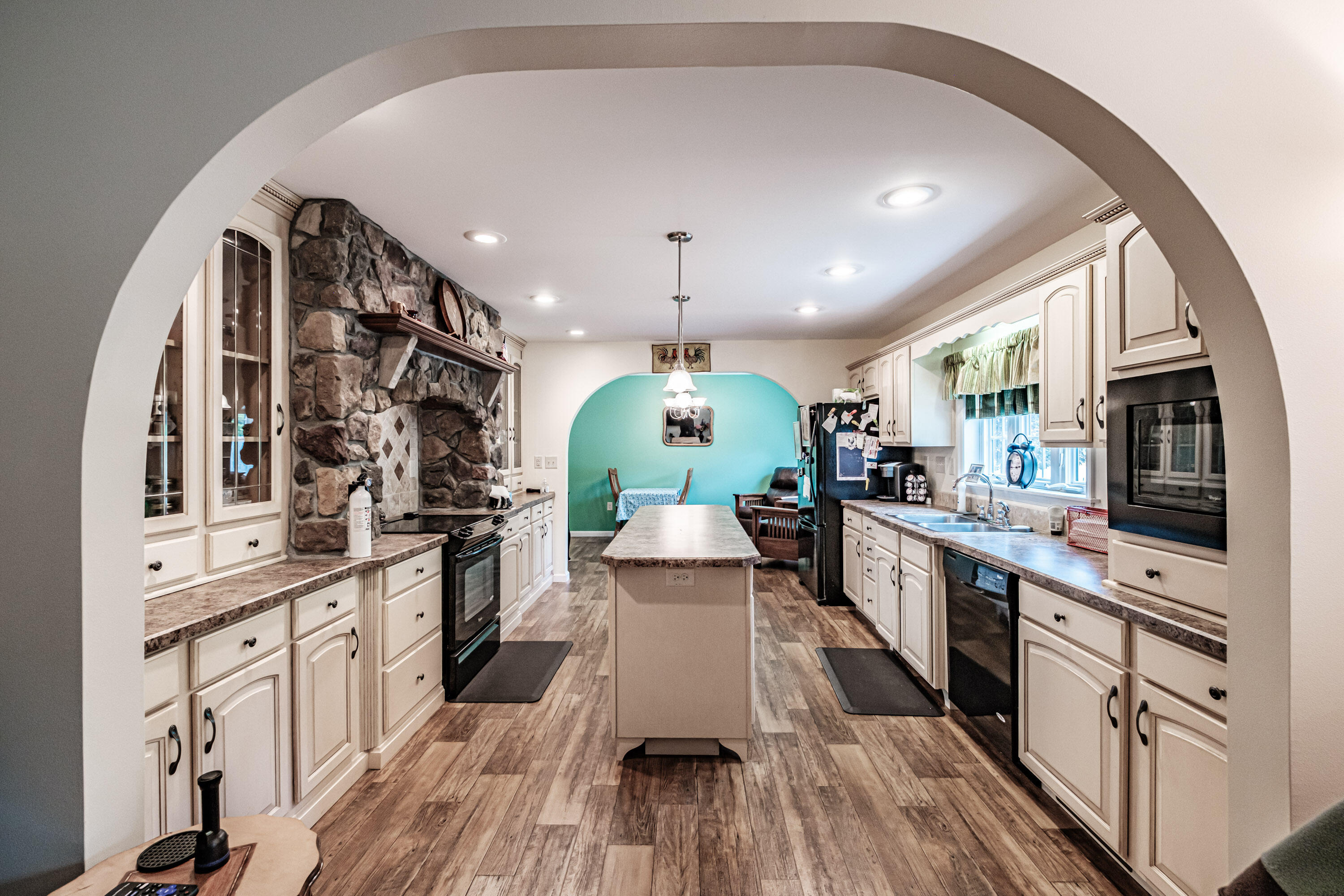 248 Hooper Ledge Road Paris, ME 04281 - Photo 20 of 51 Kitchen