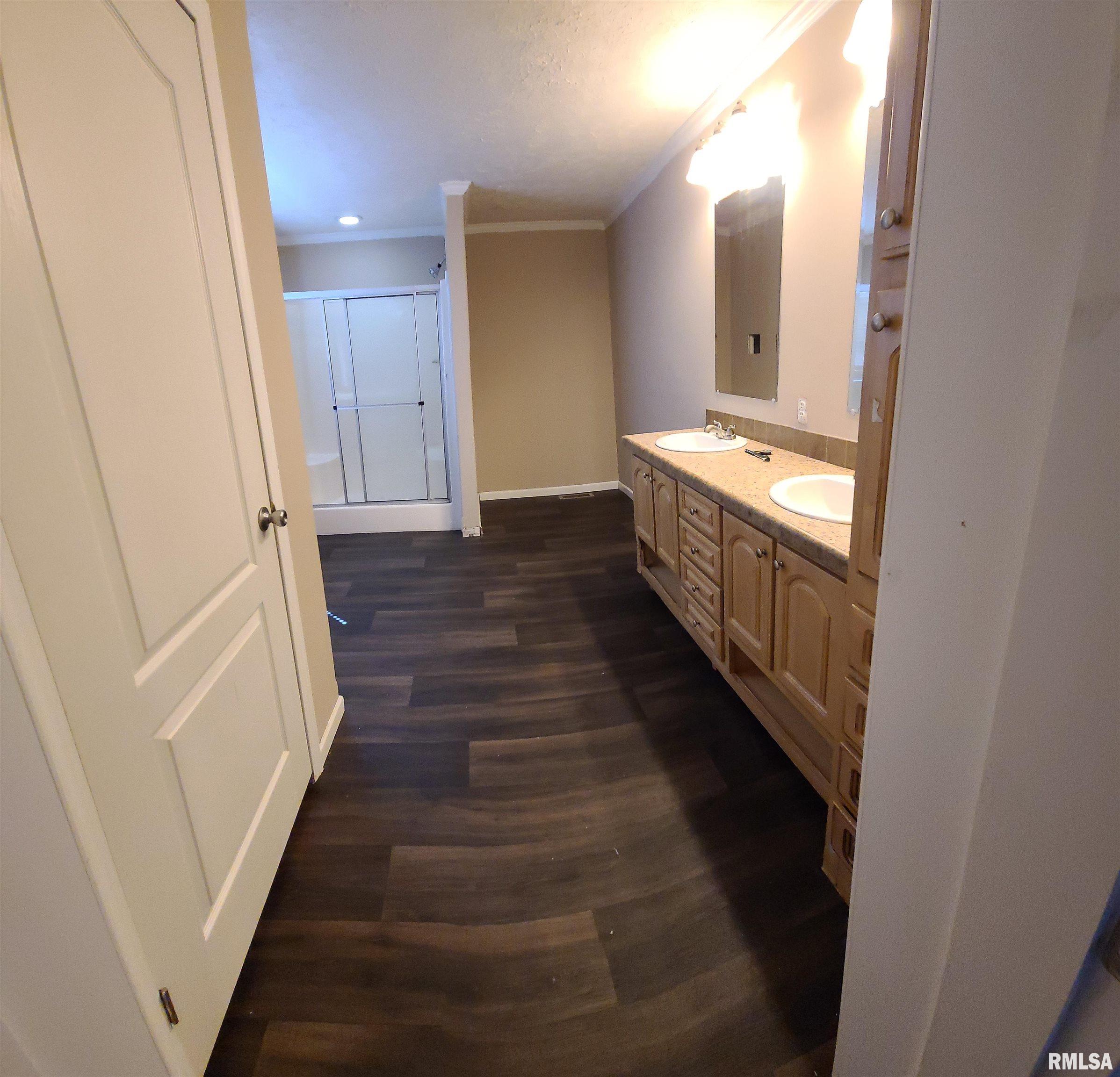 16035 Caplinger Pond Road Marion, IL 62959 - Photo 12 of 17