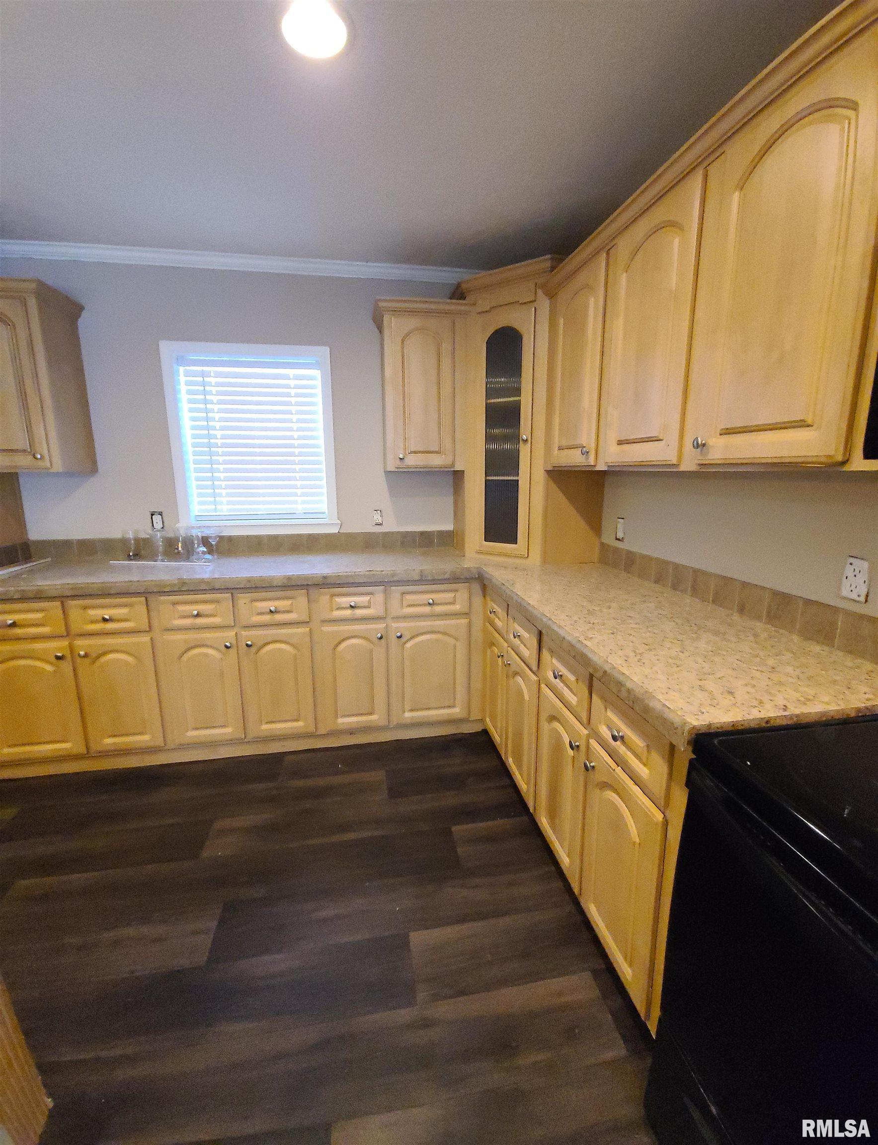 16035 Caplinger Pond Road Marion, IL 62959 - Photo 6 of 17