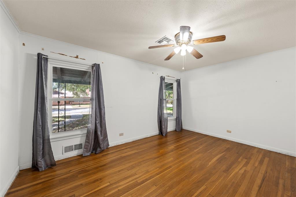 207 North Marable Street West, TX 76691 - Photo 22 of 35