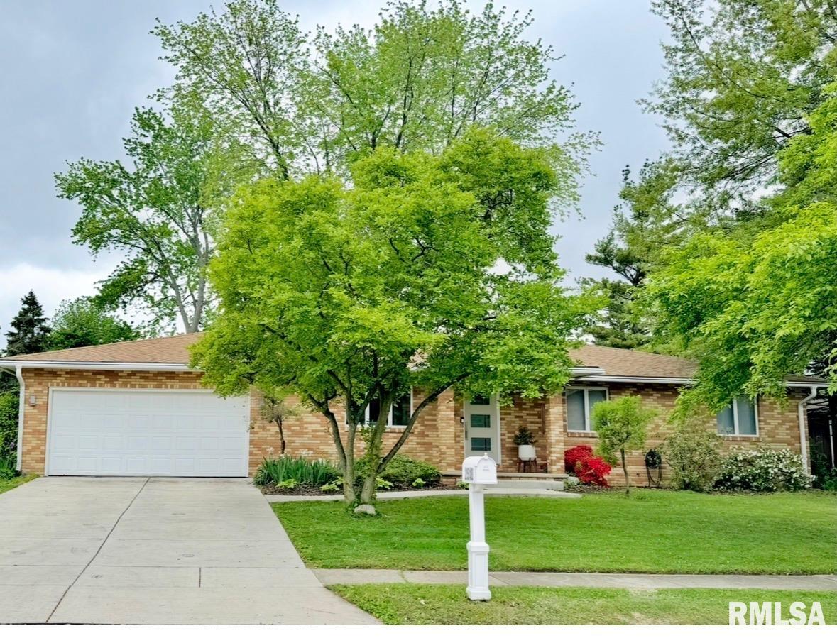 2518 Lindsay Road Springfield, IL 62704 - Photo 1 of 46