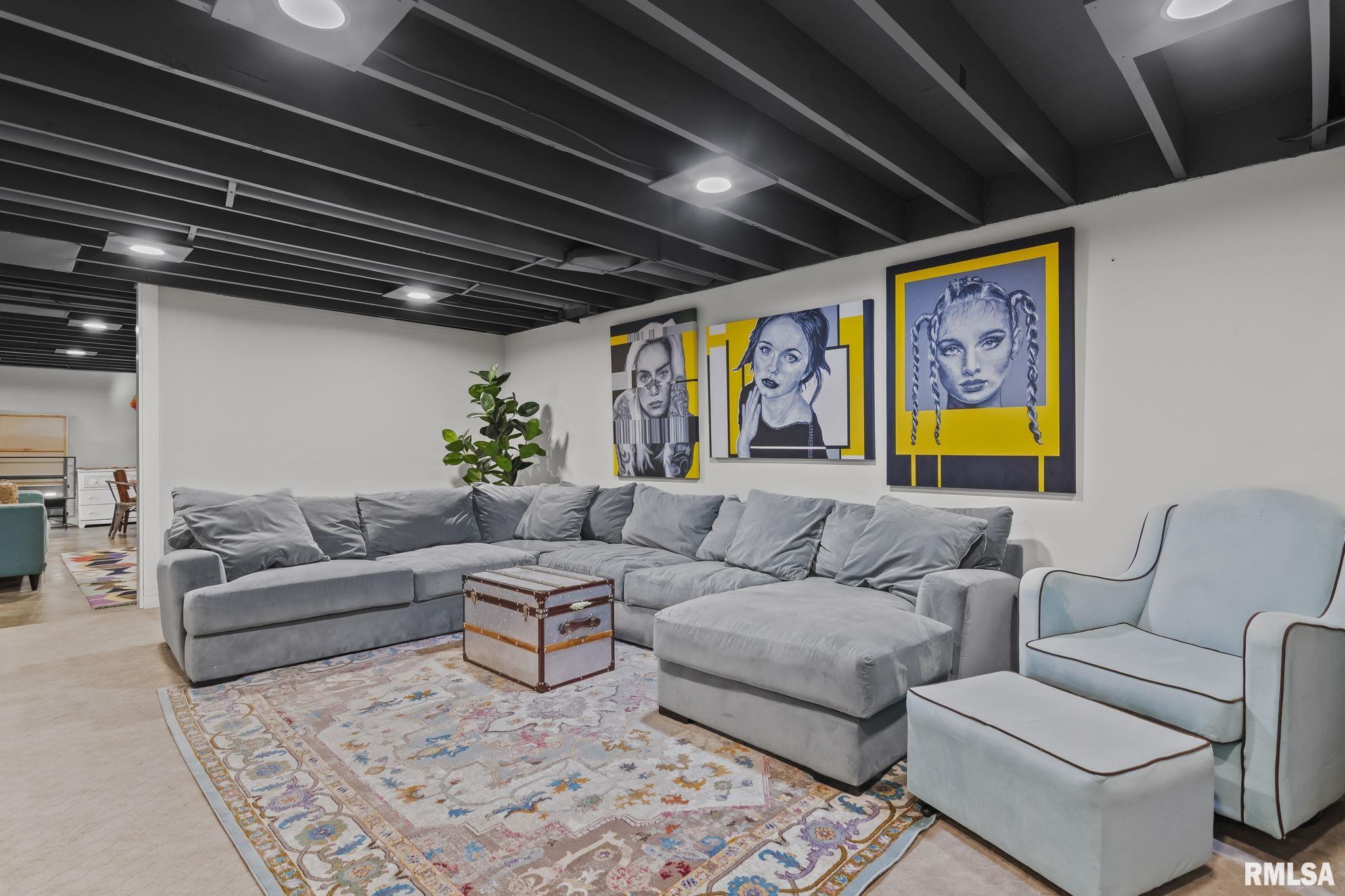 2518 Lindsay Road Springfield, IL 62704 - Photo 35 of 46