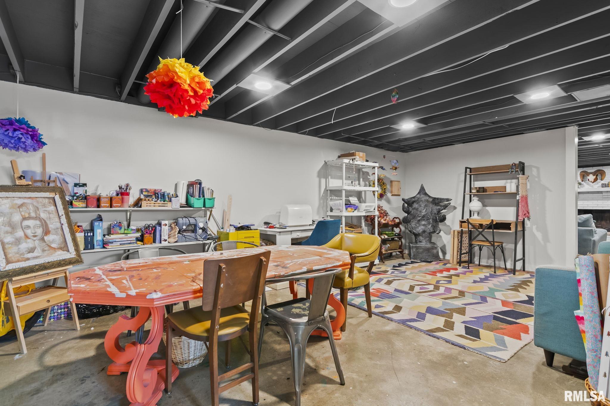 2518 Lindsay Road Springfield, IL 62704 - Photo 38 of 46