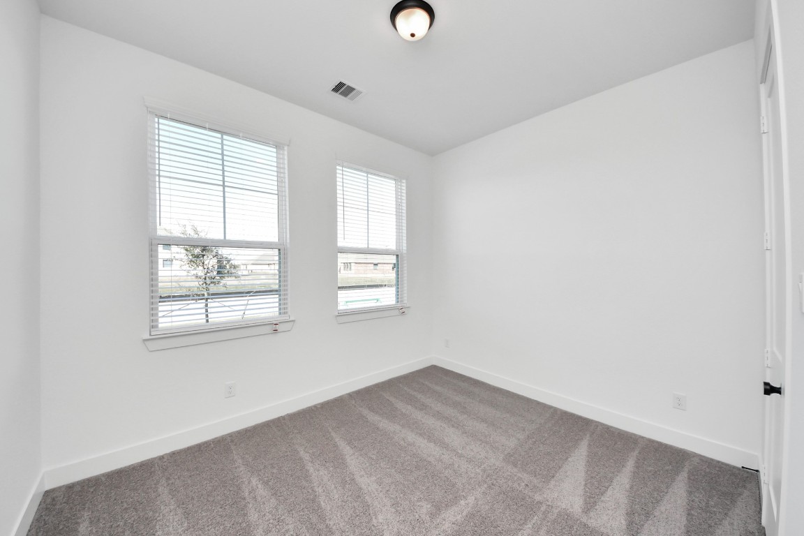 9514 Chateau Hill Manvel, TX 77578 - Photo 19 of 32 Stock Photo