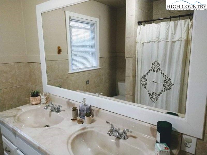 610 Greensboro Road Crumpler, NC 28617 - Photo 5 of 21 Gallery Image 5