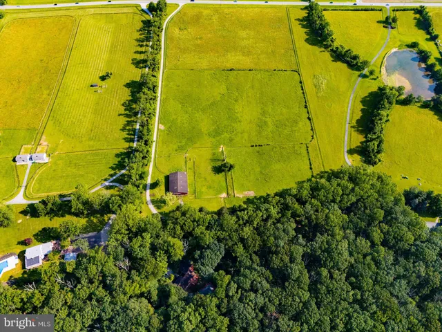 $2,000,000 | 2101 Tufton Avenue, Reisterstown, MD 21136