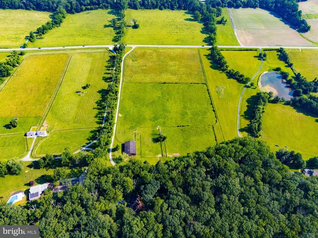 $2,000,000 | 2101 Tufton Avenue, Reisterstown, MD 21136