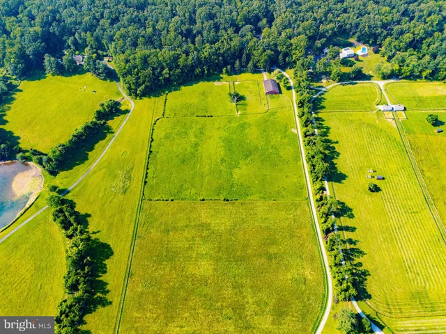 $2,000,000 | 2101 Tufton Avenue, Reisterstown, MD 21136