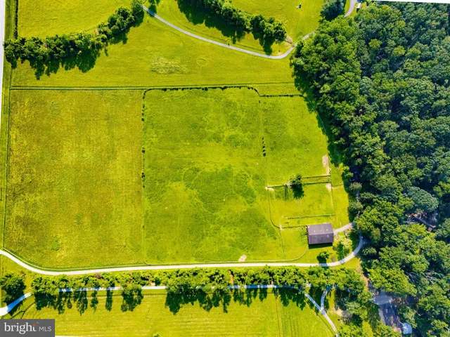 $2,000,000 | 2101 Tufton Avenue, Reisterstown, MD 21136