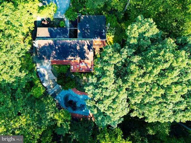 $2,000,000 | 2101 Tufton Avenue, Reisterstown, MD 21136