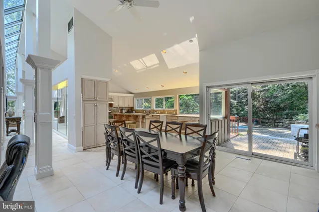 a kitchen that has a cabinets and a stove