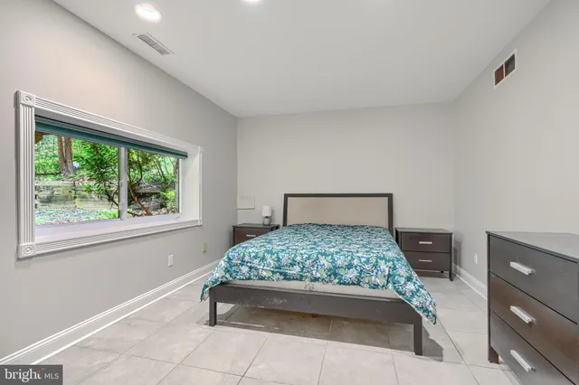 $2,000,000 | 2101 Tufton Avenue, Reisterstown, MD 21136