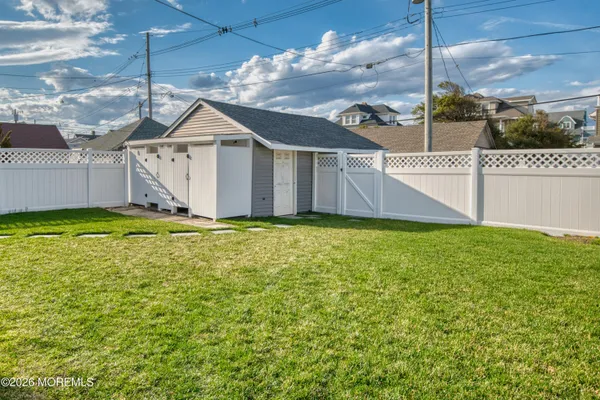 $18,000 | 20 Woodland Avenue, Avon-by-the-Sea, NJ 07717