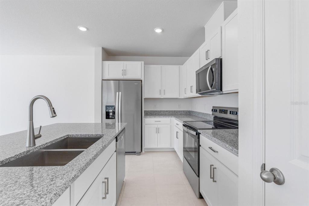 2775 Raindrop Run Street Clermont, FL 34714 - Photo 14 of 26