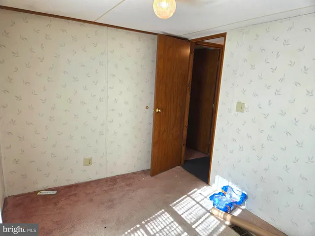 $225,000 | 196 Foster Drive, Falling Waters, WV 25419