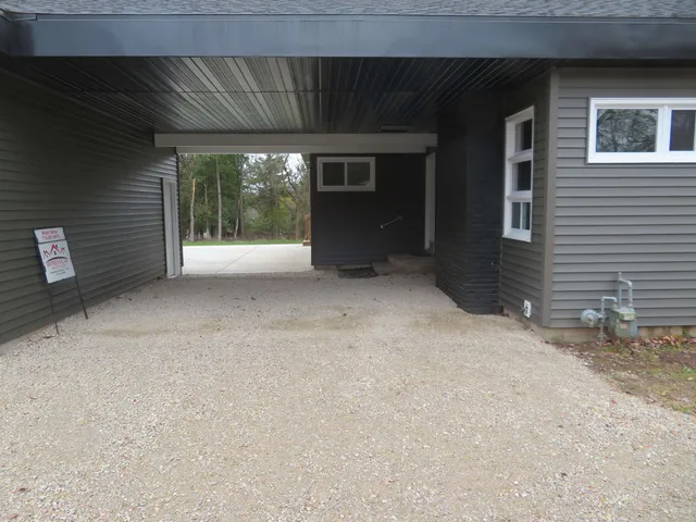 $289,900 | 245 Summit Street, Iola, WI 54945