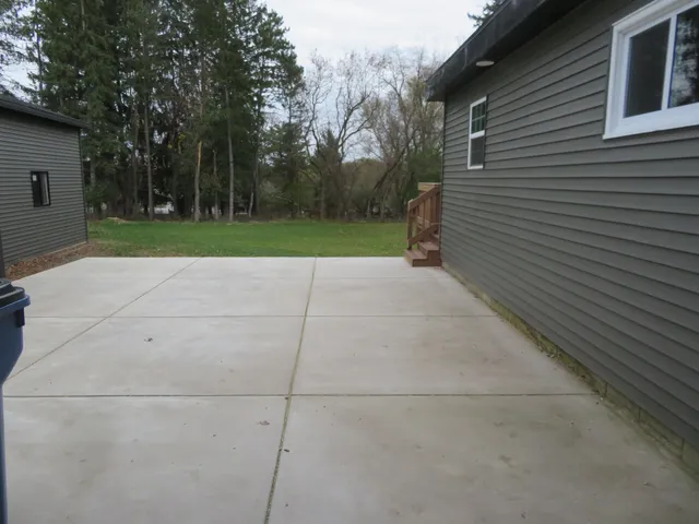 $289,900 | 245 Summit Street, Iola, WI 54945