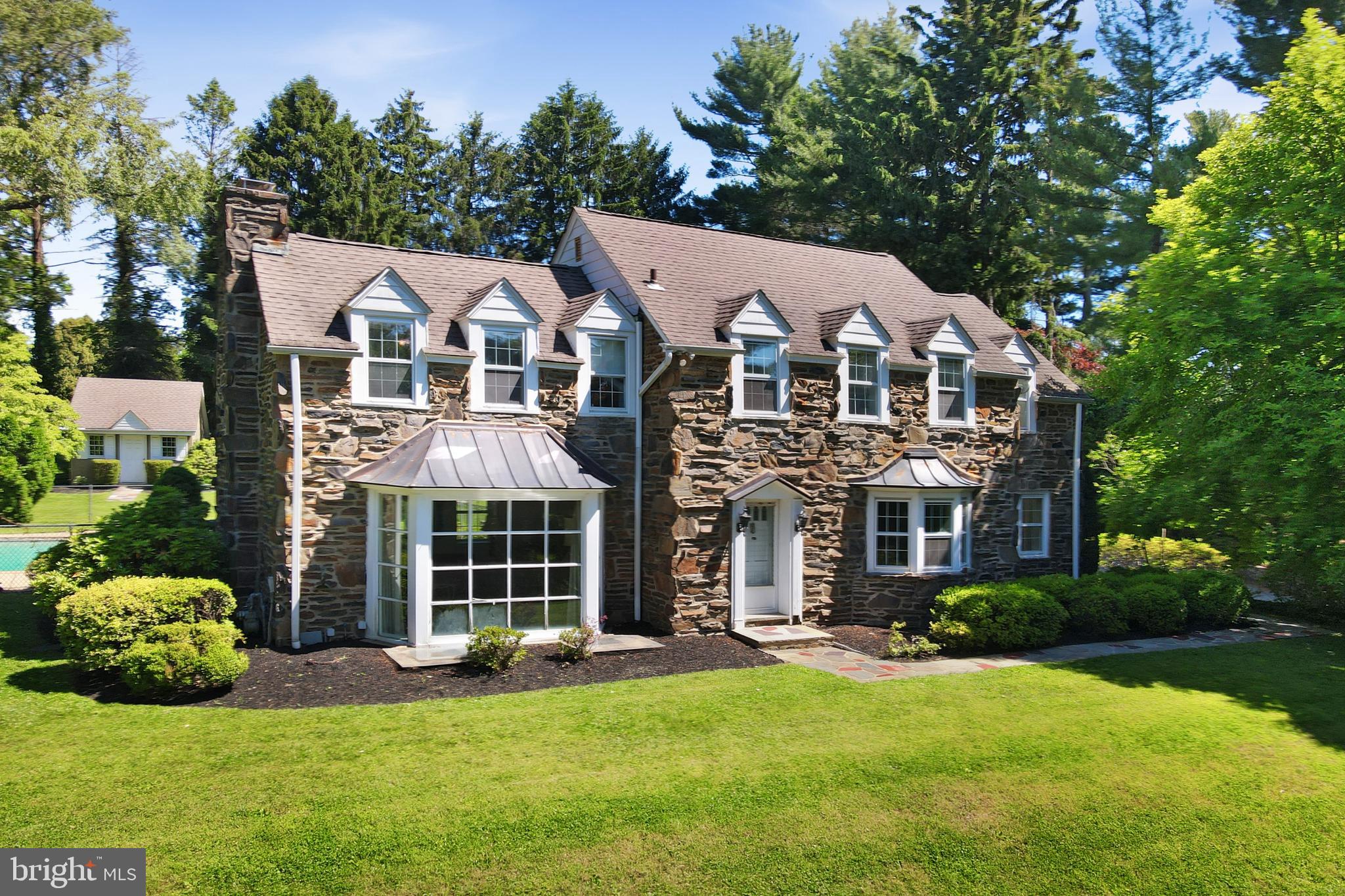 727 Righters Mill Road Penn Valley, PA 19072 - Photo 3 of 41