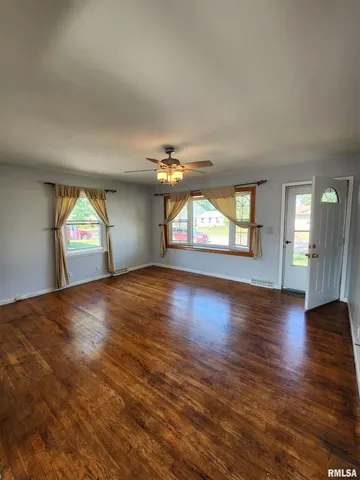 $1,450 | 3235 West 16th Street, Davenport, IA 52804