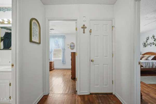$150,000 | 18 East 28th Street North, Big Stone Gap, VA 24219