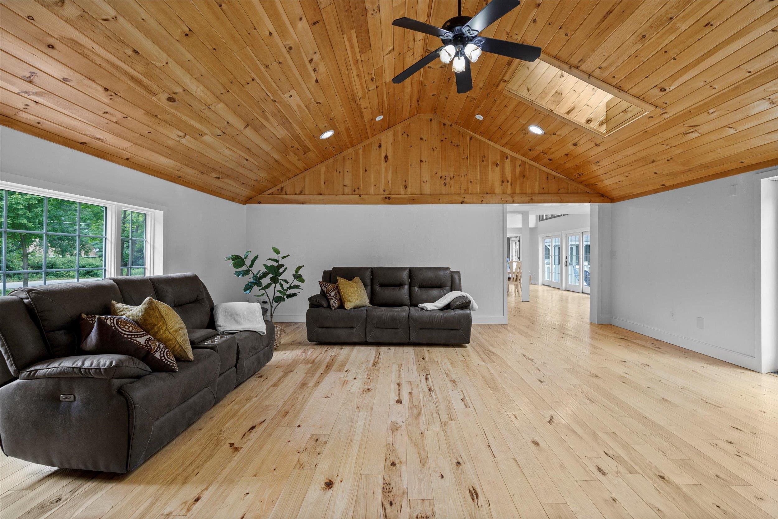 142 Stratham Heights Road Stratham, NH 03885 - Photo 11 of 37
