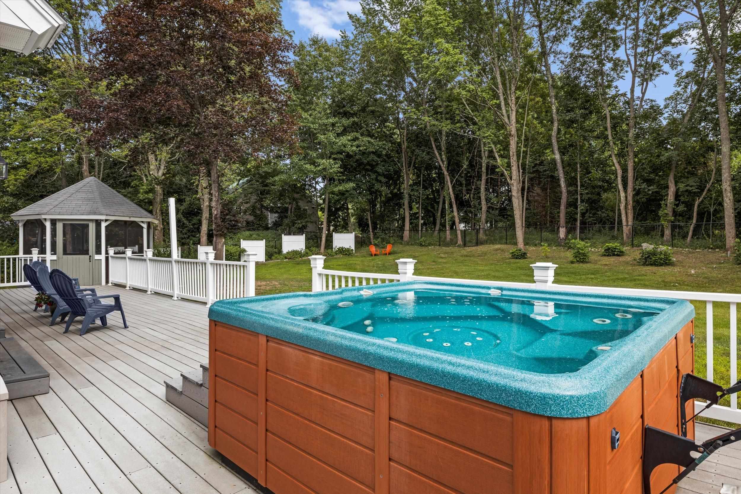 142 Stratham Heights Road Stratham, NH 03885 - Photo 8 of 37