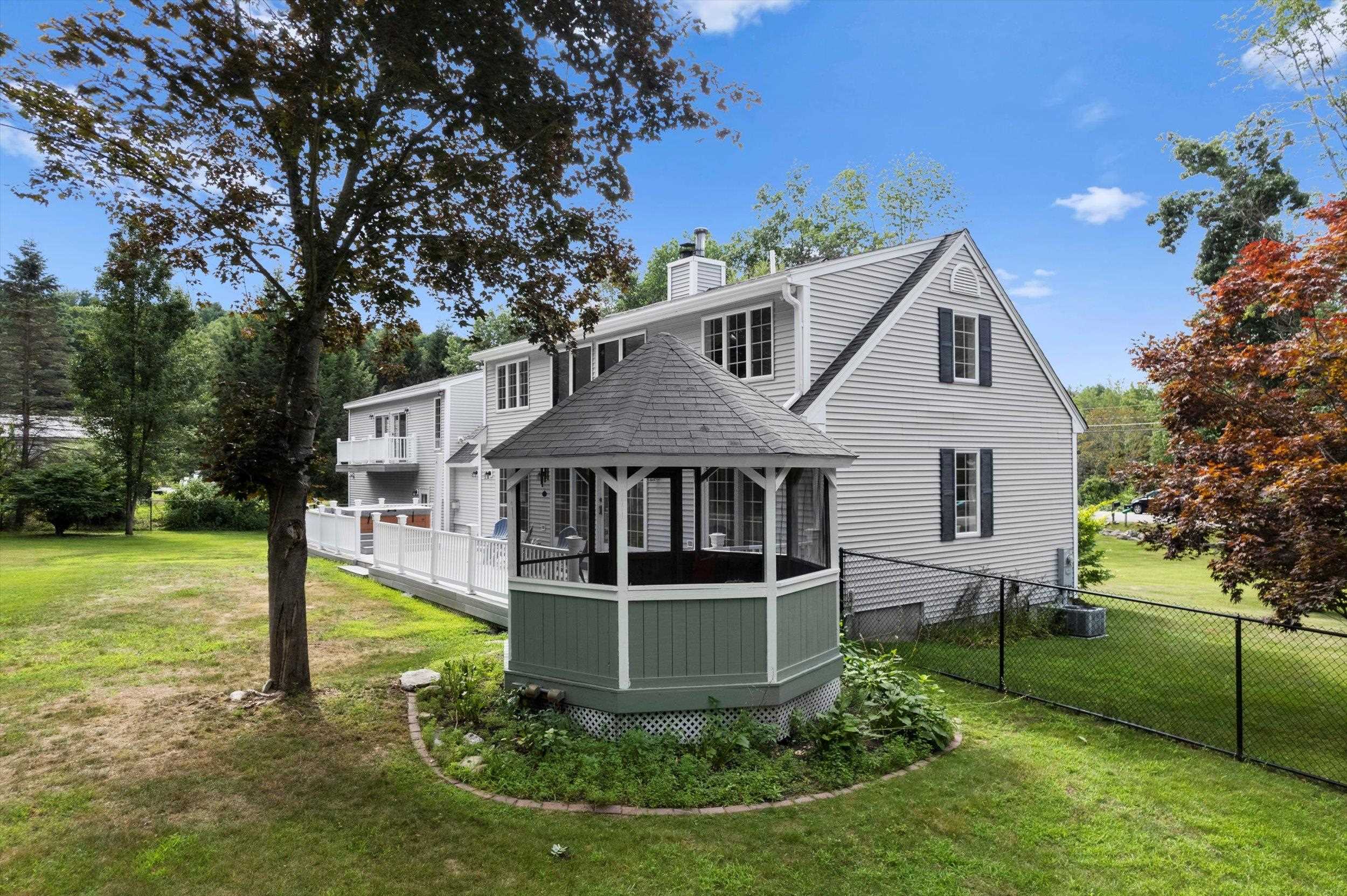 142 Stratham Heights Road Stratham, NH 03885 - Photo 9 of 37